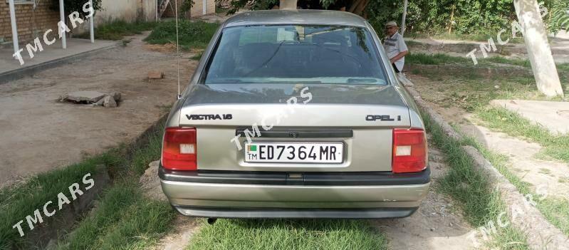 Opel Vectra 1992 - 35 000 TMT - Mary - img 3