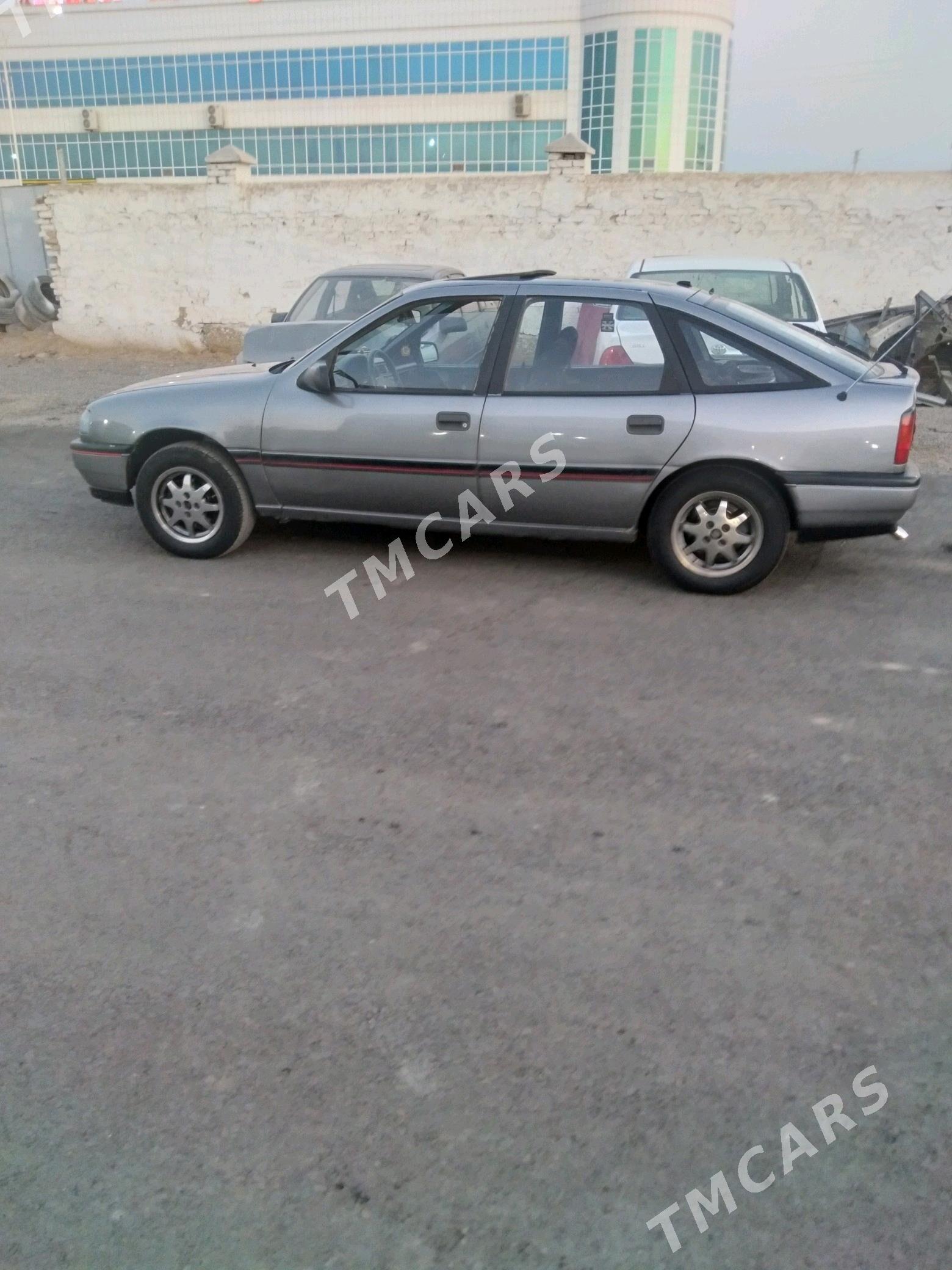 Opel Vectra 1990 - 24 000 TMT - Mary - img 5
