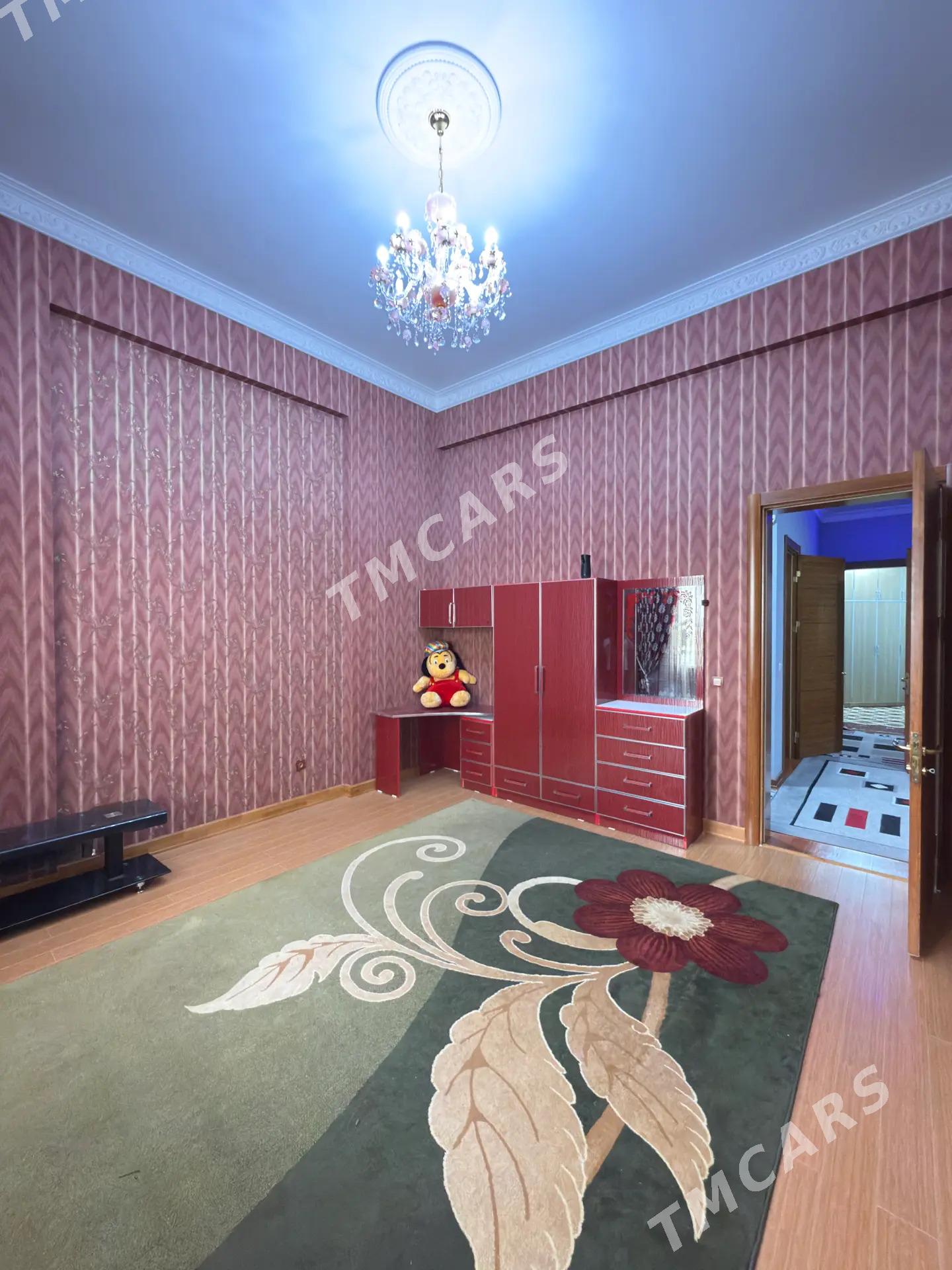 13 tapgyr 3 kom elitka satlyk - Aşgabat - img 9
