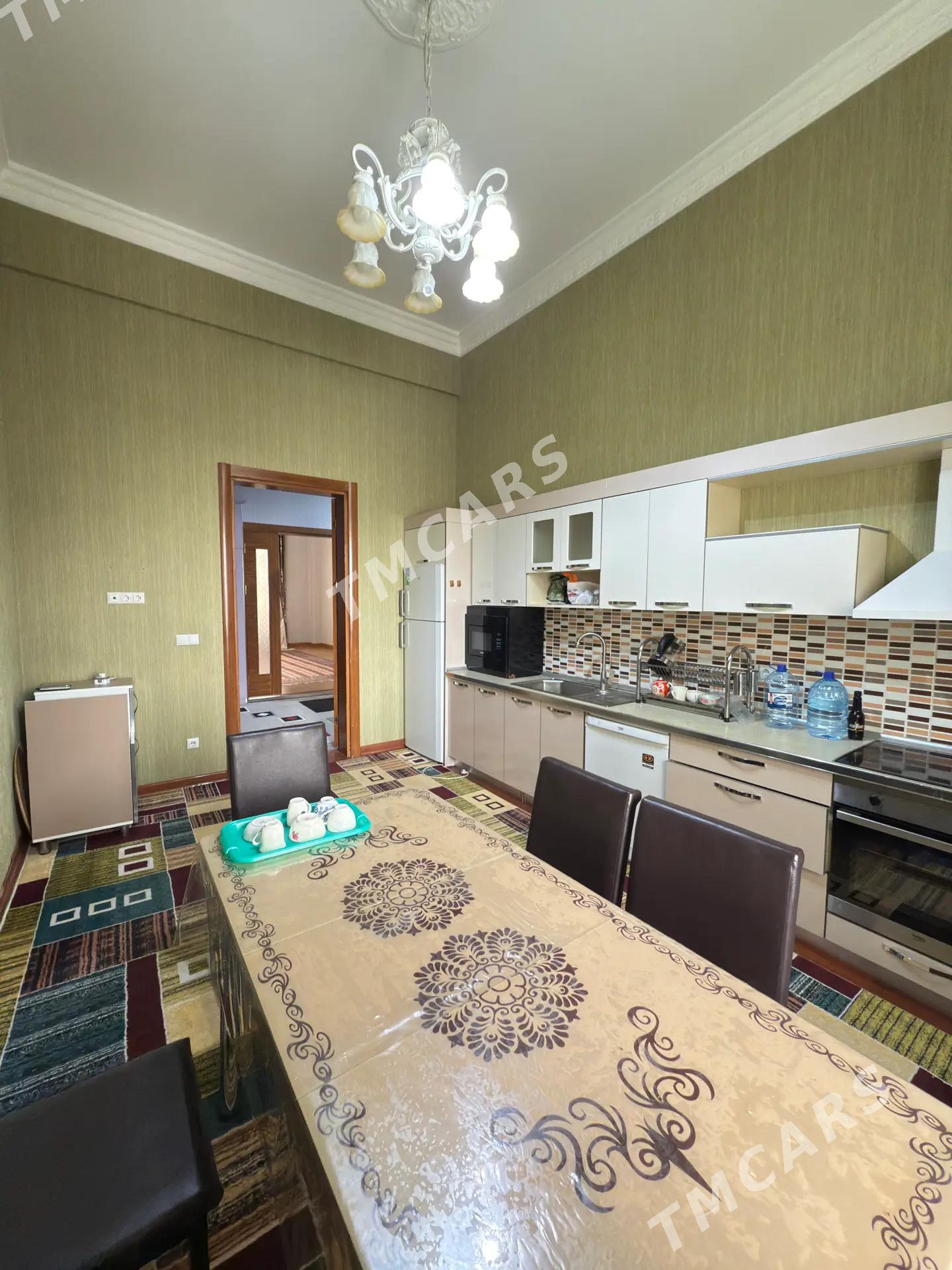 13 tapgyr 3 kom elitka satlyk - Aşgabat - img 6