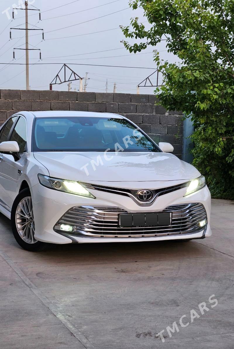 Toyota Camry 2018 - 280 000 TMT - Бузмеин - img 6