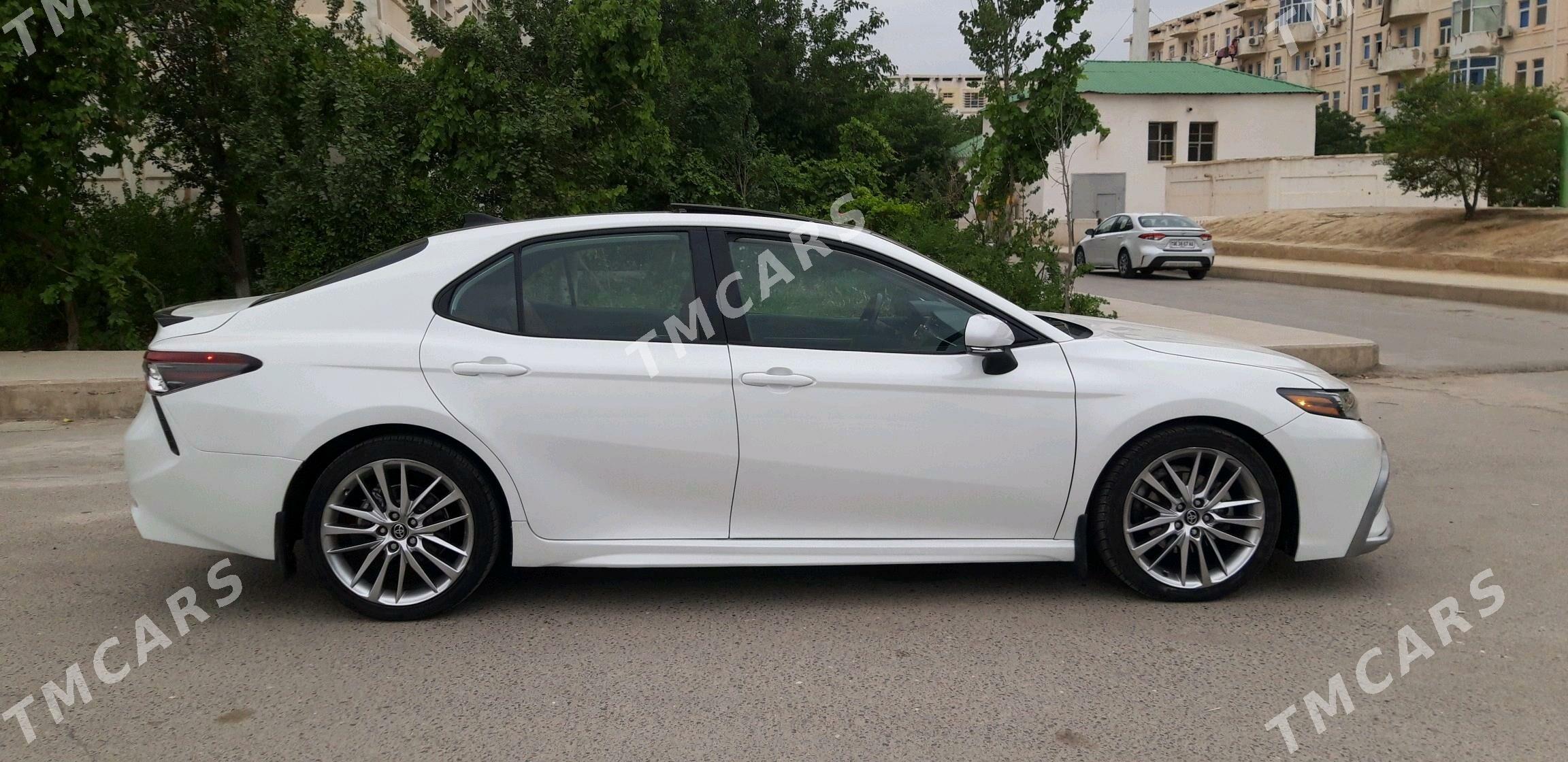 Toyota Camry 2020 - 330 000 TMT - Бузмеин ГРЭС - img 4