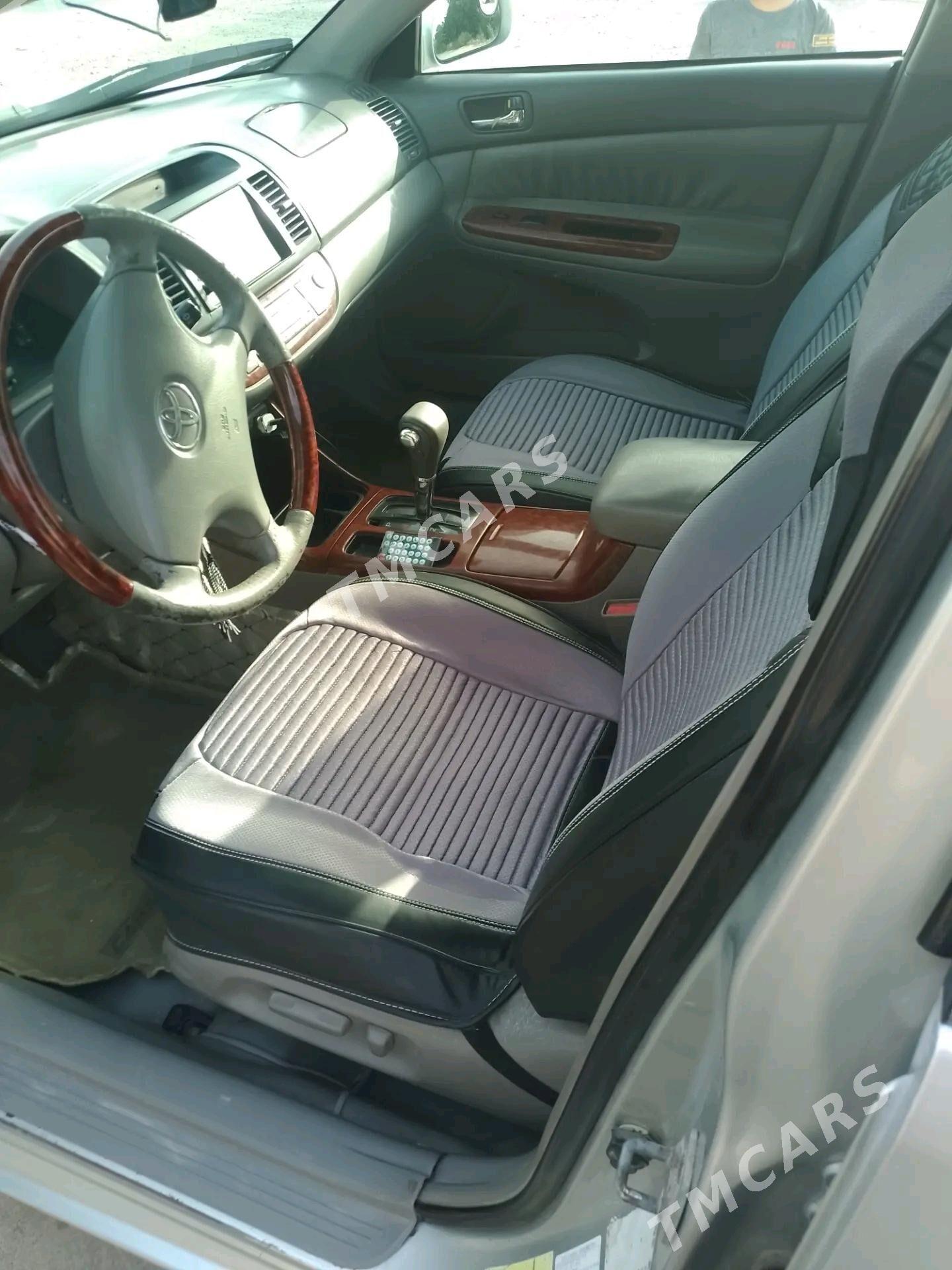 Toyota Camry 2003 - 140 000 TMT - Ёлётен - img 3