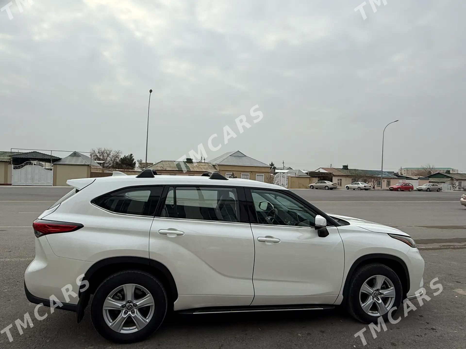 Toyota Highlander 2021 - 485 000 TMT - Ашхабад - img 3