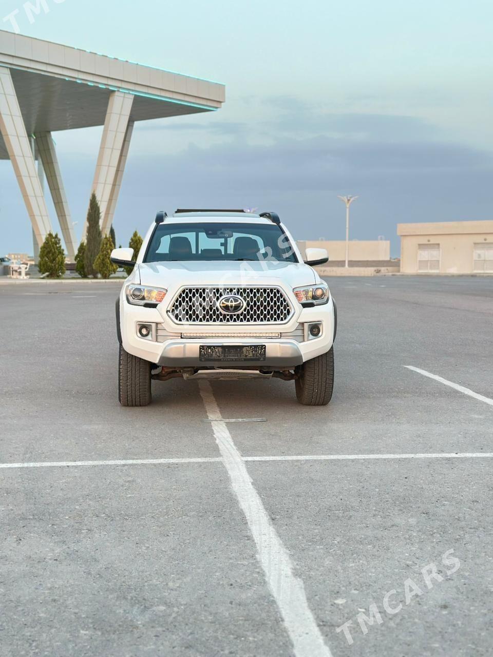 Toyota Tacoma 2019 - 400 000 TMT - Çärjew - img 5