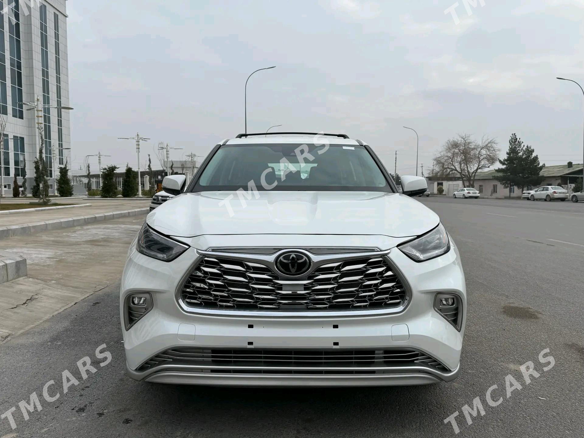 Toyota Highlander 2021 - 485 000 TMT - Ашхабад - img 4