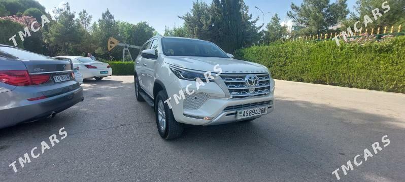 Toyota Fortuner 2021 - 580 000 TMT - Балканабат - img 7