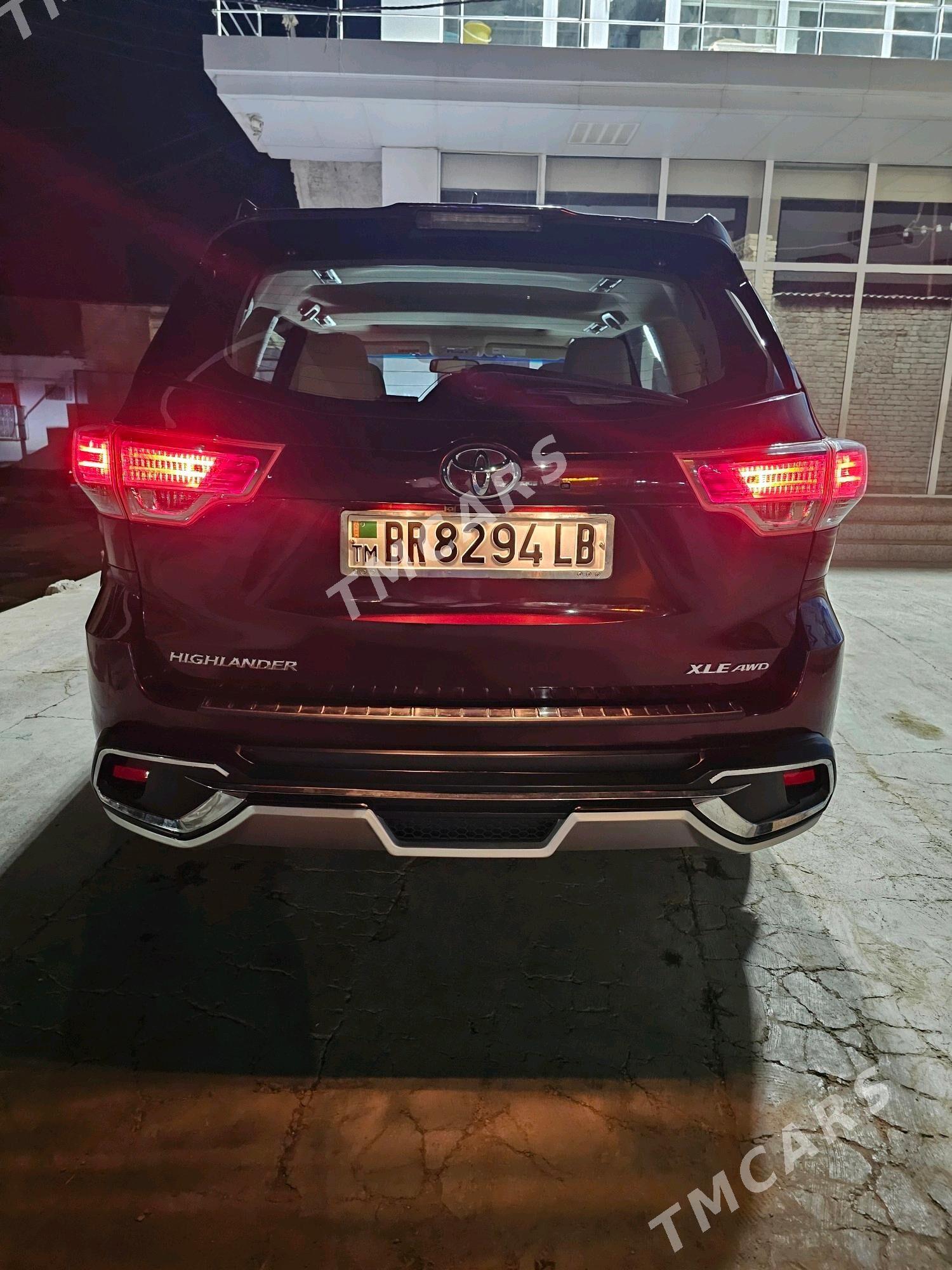 Toyota Highlander 2016 - 600 000 TMT - Саят - img 8