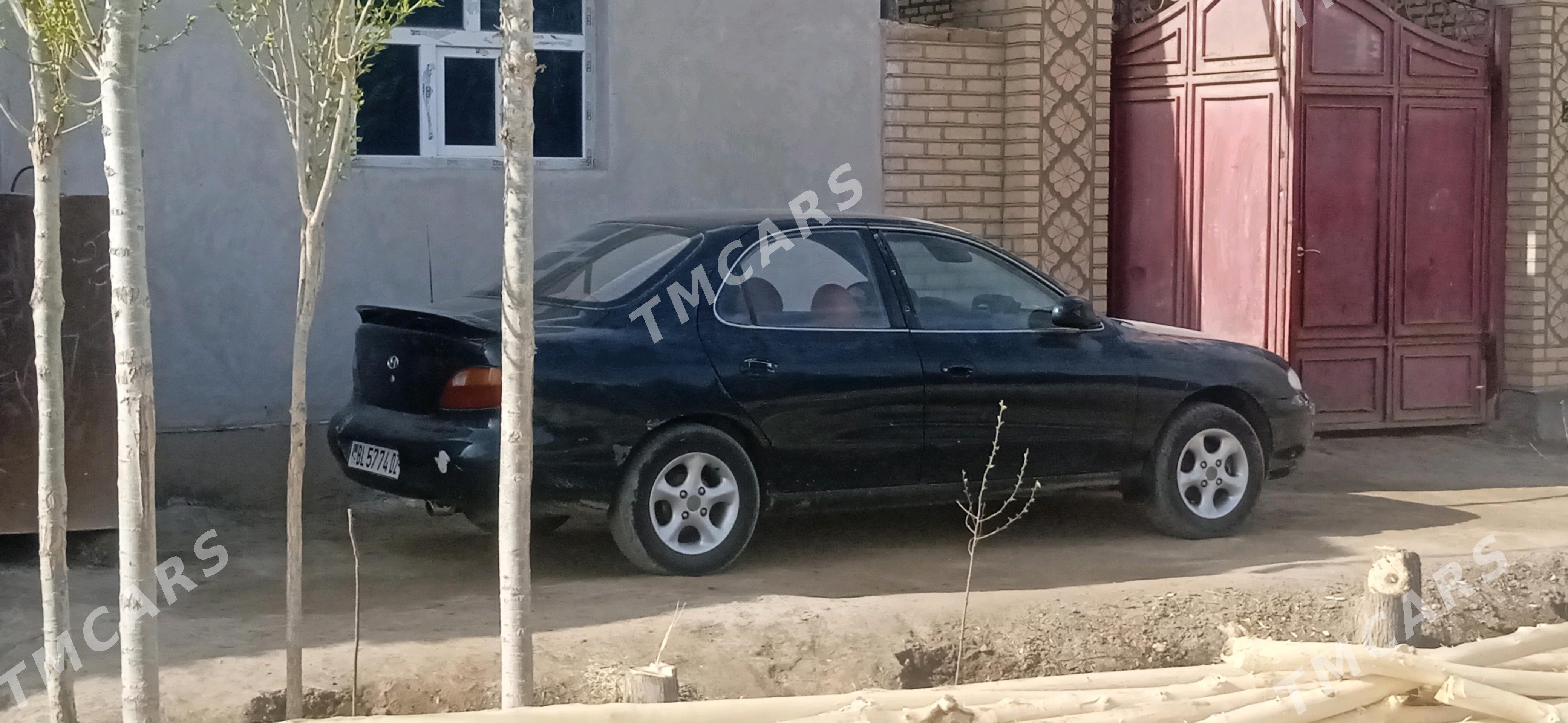 Hyundai Elantra 1996 - 12 000 TMT - Губадаг - img 3