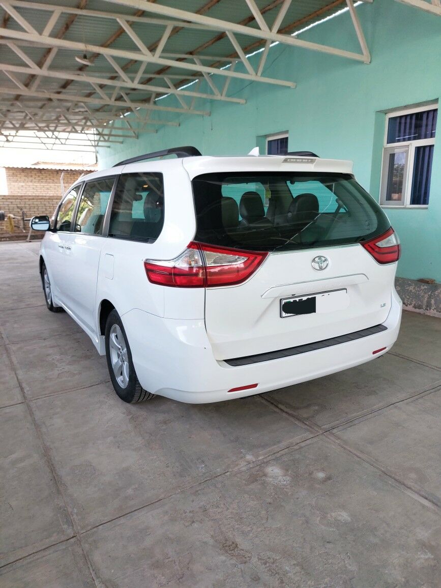 Toyota Sienna 2018 - 360 000 TMT - Ходжамбаз - img 3