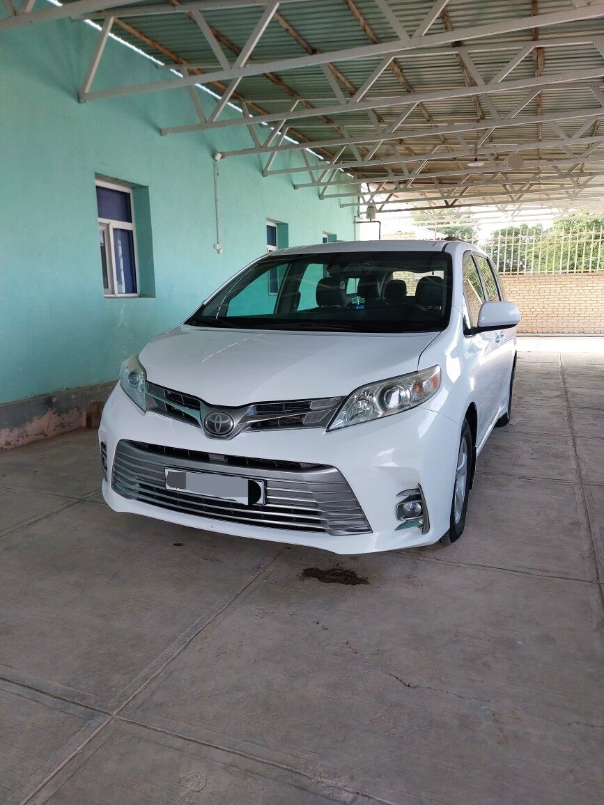 Toyota Sienna 2018 - 360 000 TMT - Ходжамбаз - img 5