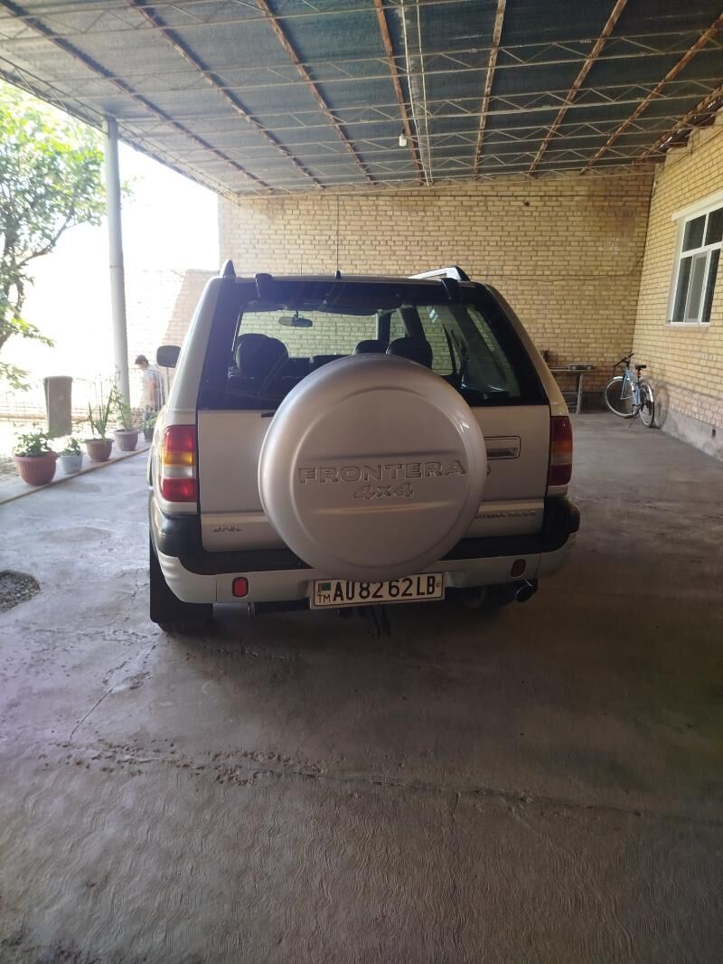 Opel Frontera 2001 - 100 000 TMT - Саят - img 3