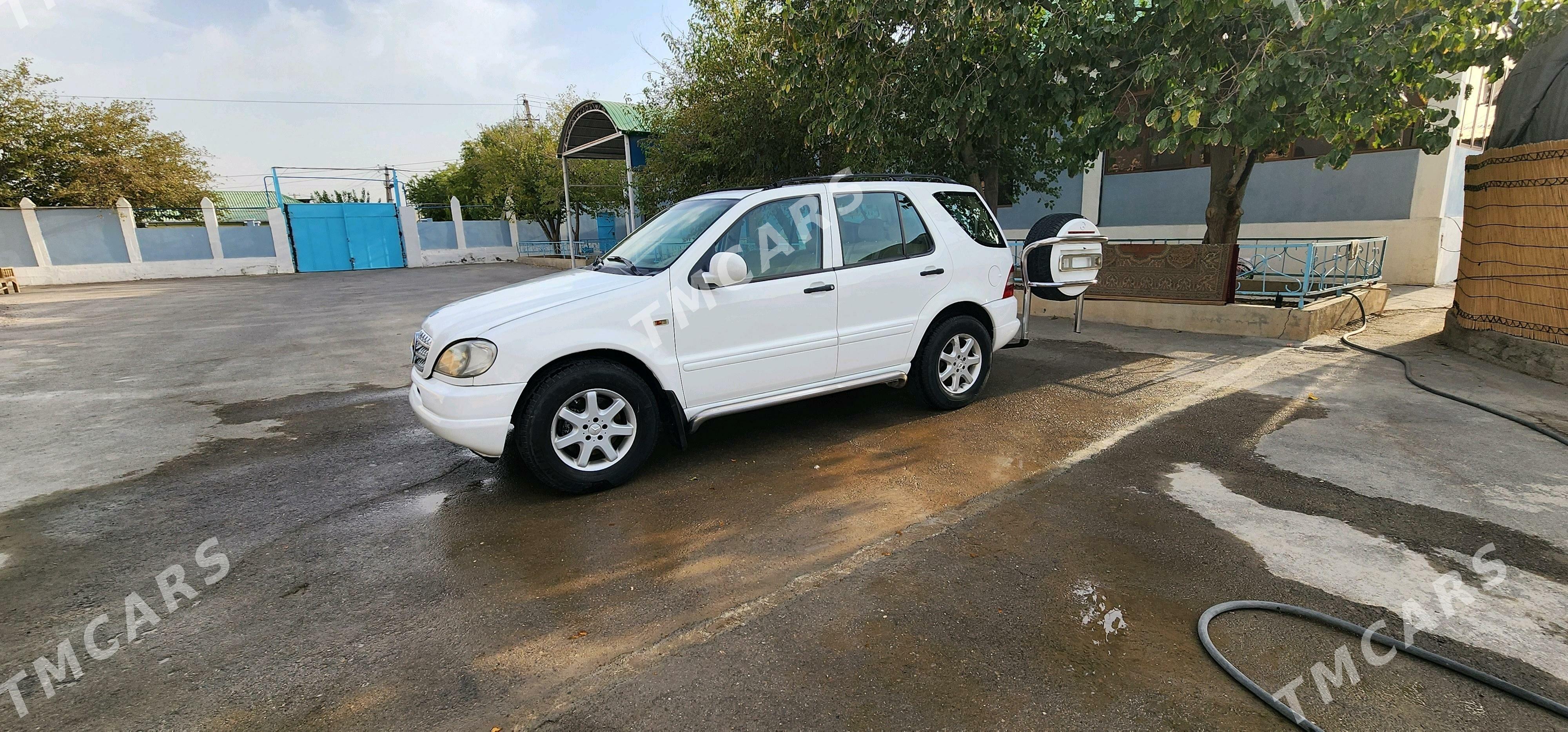 Mercedes-Benz ML400 2001 - 80 000 TMT - Aşgabat - img 4