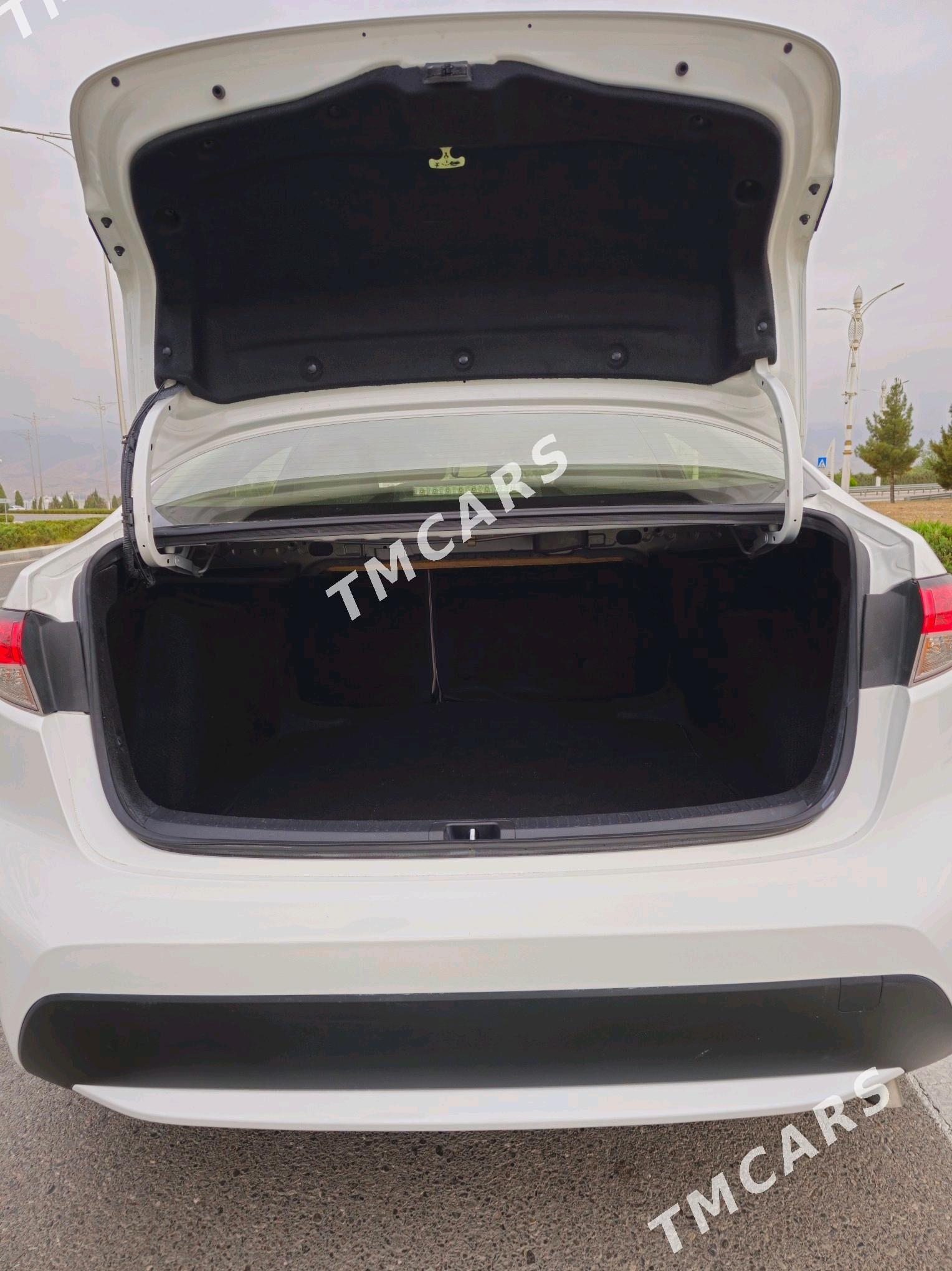 Toyota Corolla 2020 - 240 000 TMT - 11 mkr - img 3