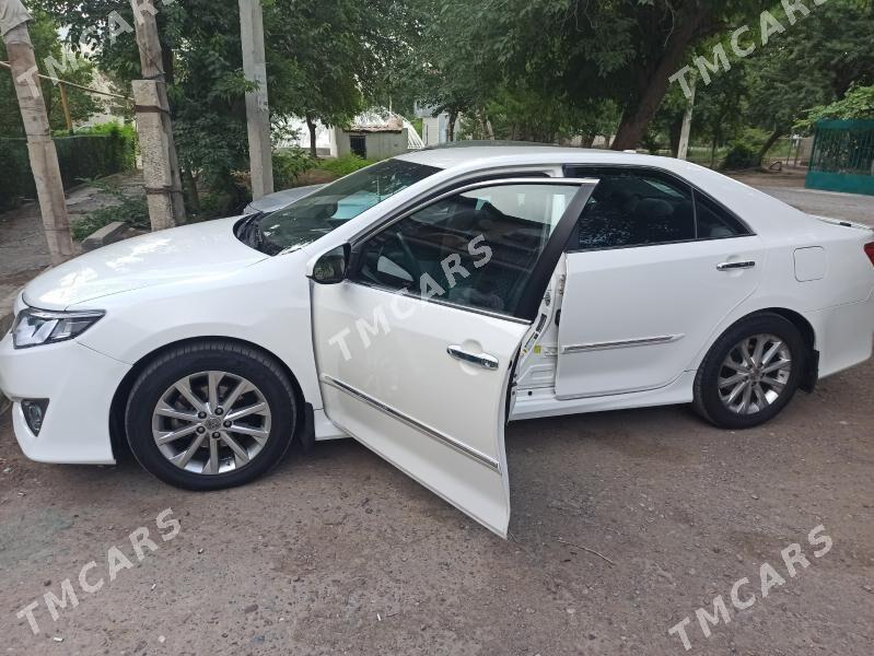 Toyota Camry 2012 - 200 000 TMT - Мары - img 7