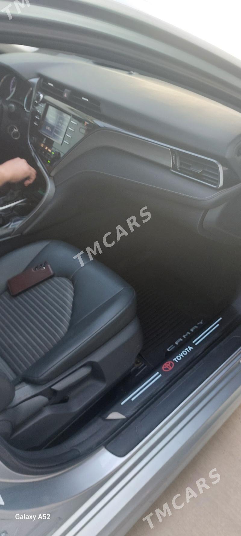 Toyota Camry 2019 - 285 000 TMT - Дашогуз - img 4