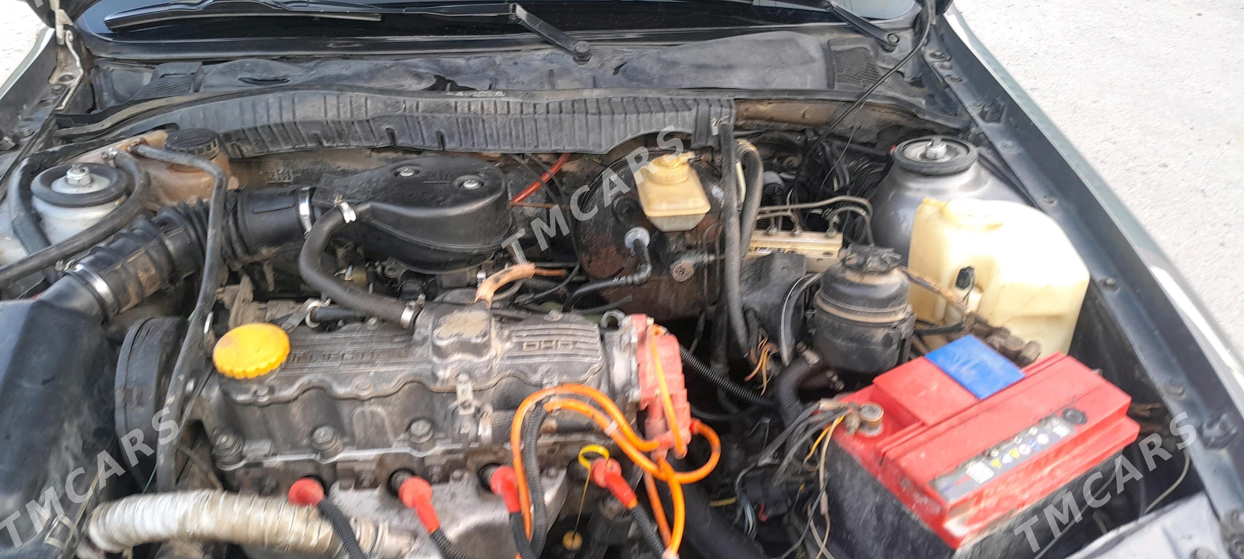 Opel Vectra 1992 - 36 000 TMT - Мургап - img 5