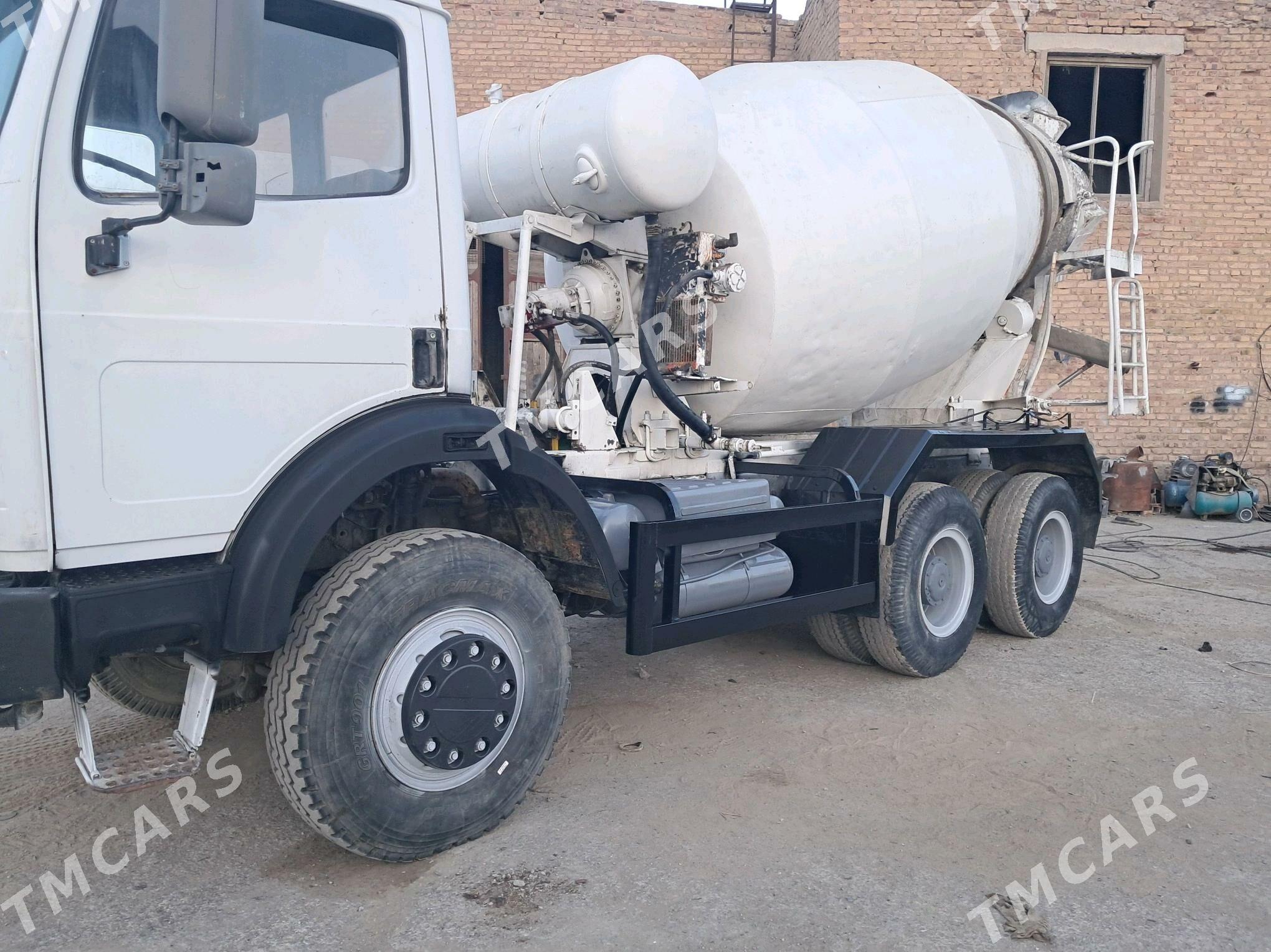 Mercedes-Benz ACTROS 3331 1992 - 300 000 TMT - Туркменабат - img 2