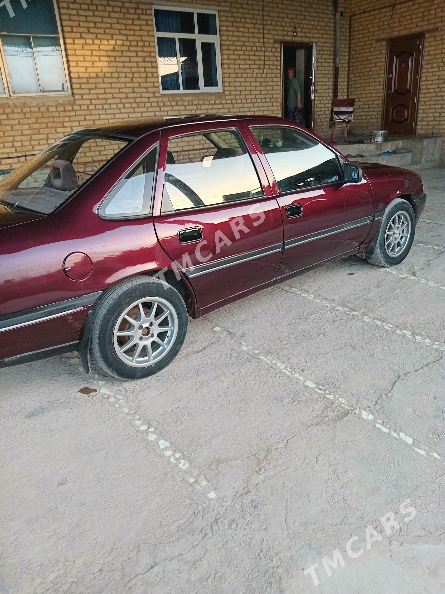 Opel Vectra 1991 - 29 000 TMT - Saýat - img 5