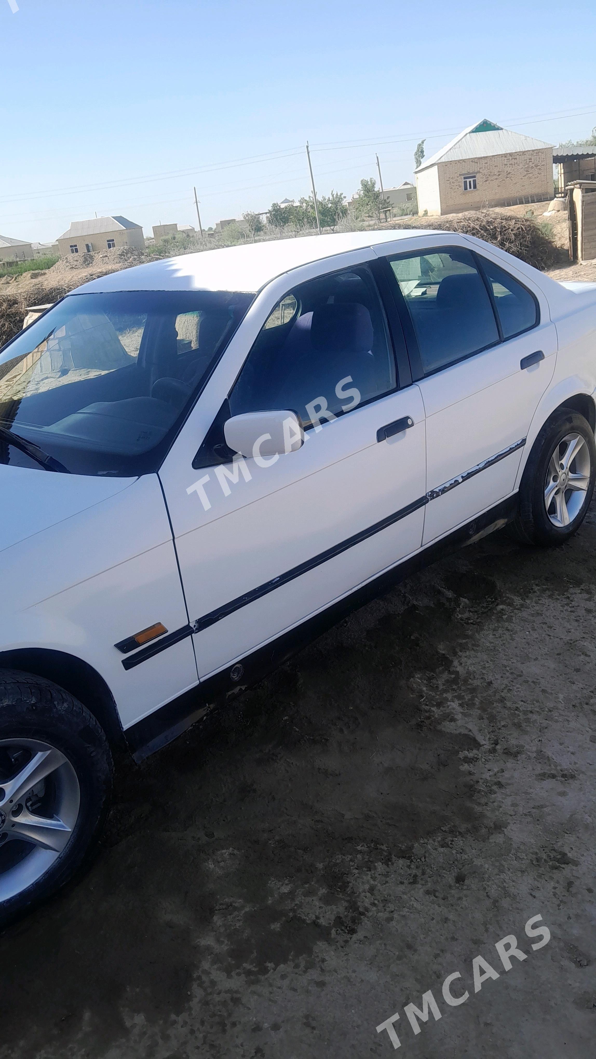 BMW 320 1992 - 30 000 TMT - Каракумский этрап - img 3