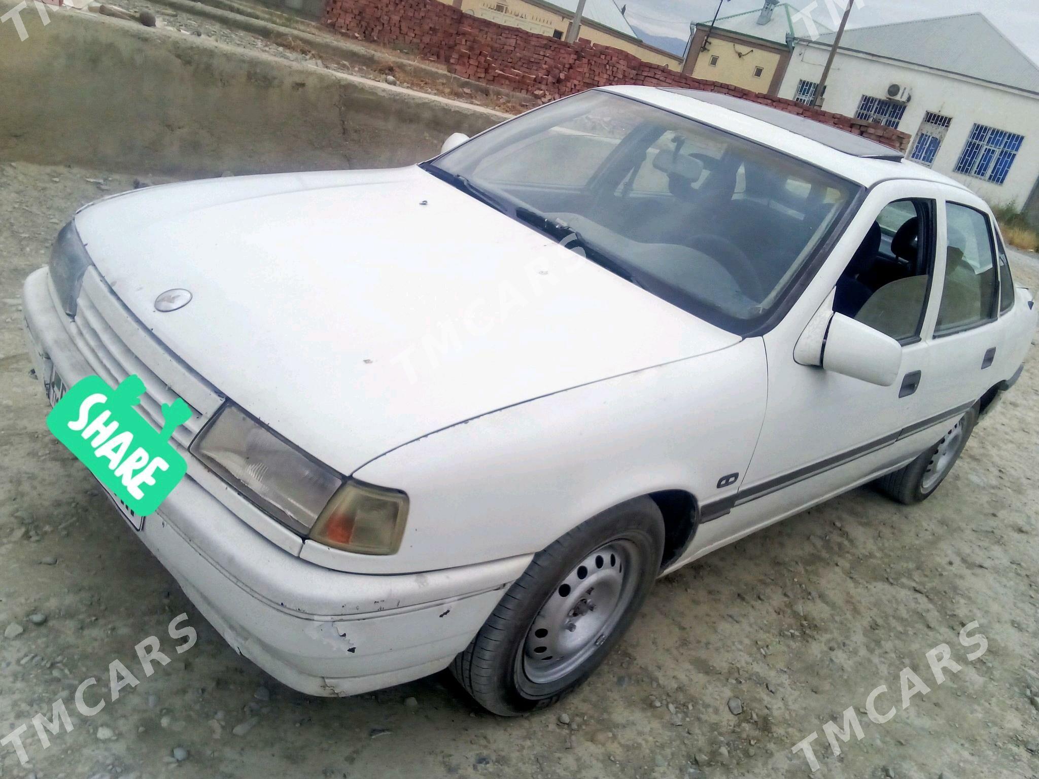 Opel Vectra 1991 - 22 000 TMT - Bäherden - img 3