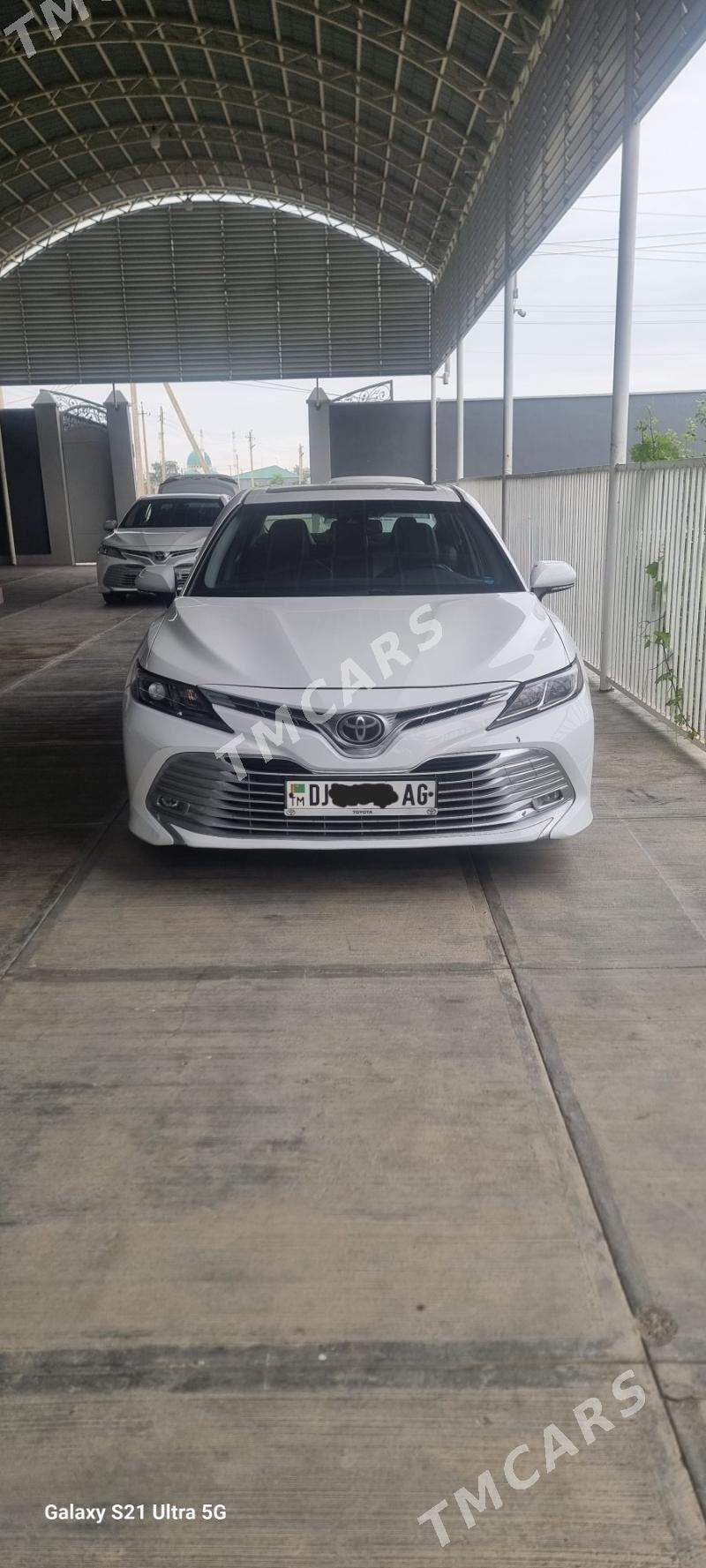 Toyota Camry 2018 - 340 000 TMT - Ашхабад - img 4