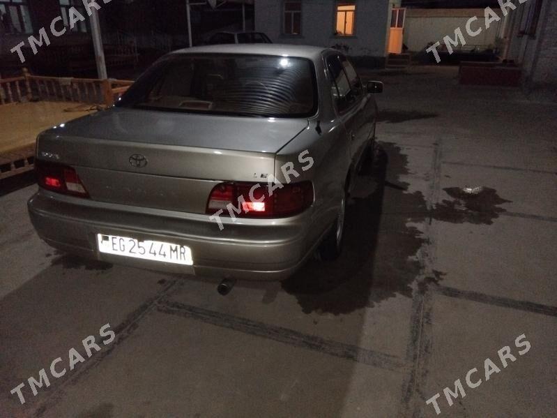 Toyota Camry 1995 - 70 000 TMT - Мары - img 8