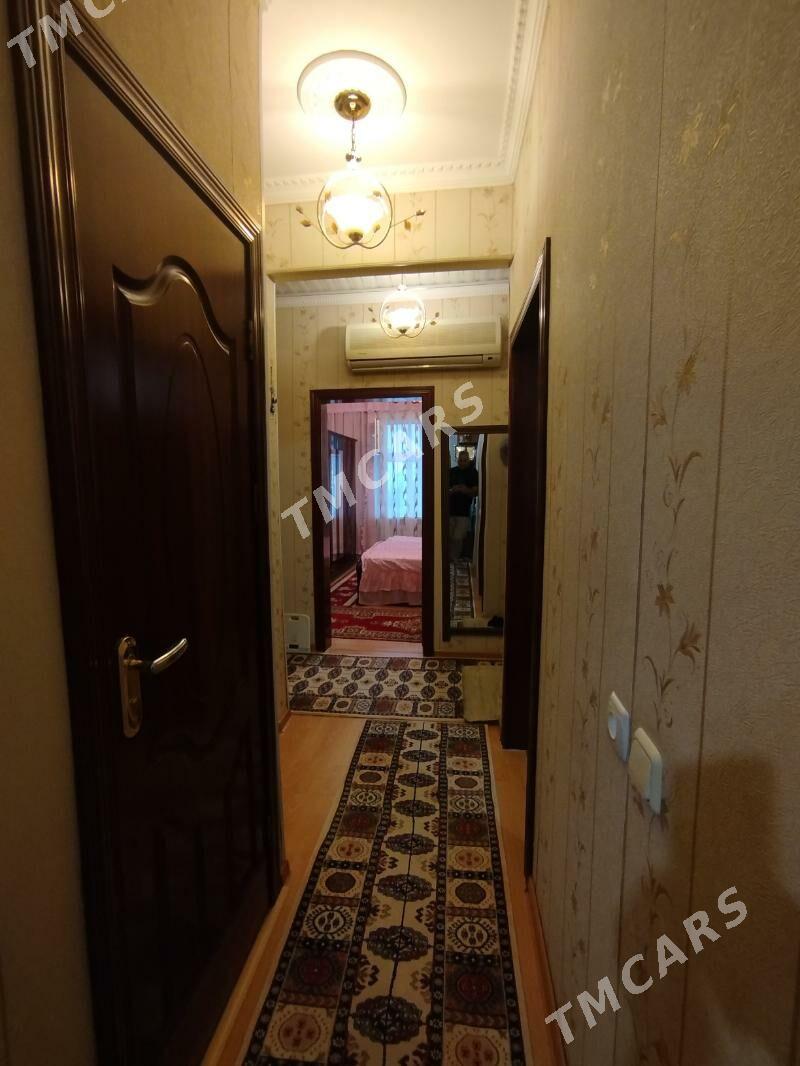 прод 10 мкр 4/3 этаж 2 ком - 10 mkr - img 5
