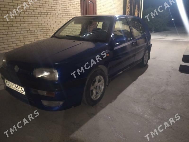 Volkswagen Golf 1994 - 30 000 TMT - Чарджоу - img 2