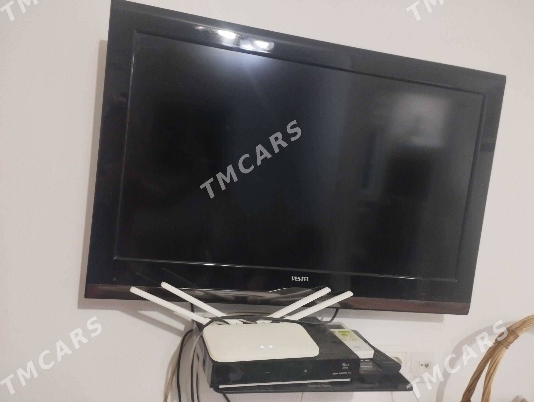 Телевизор  Vestel 32 - 2 мкр - img 2