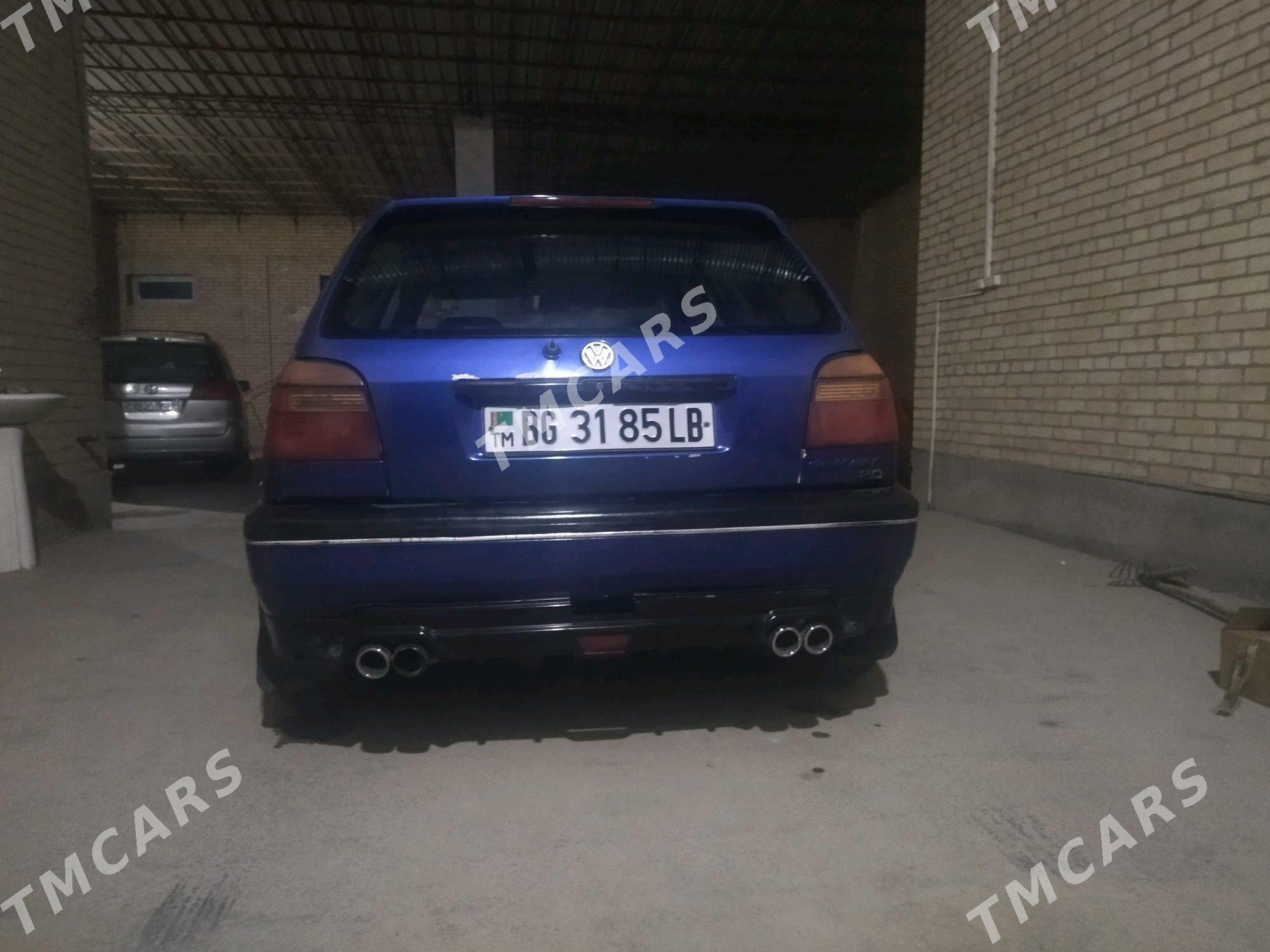 Volkswagen Golf 1994 - 30 000 TMT - Чарджоу - img 5