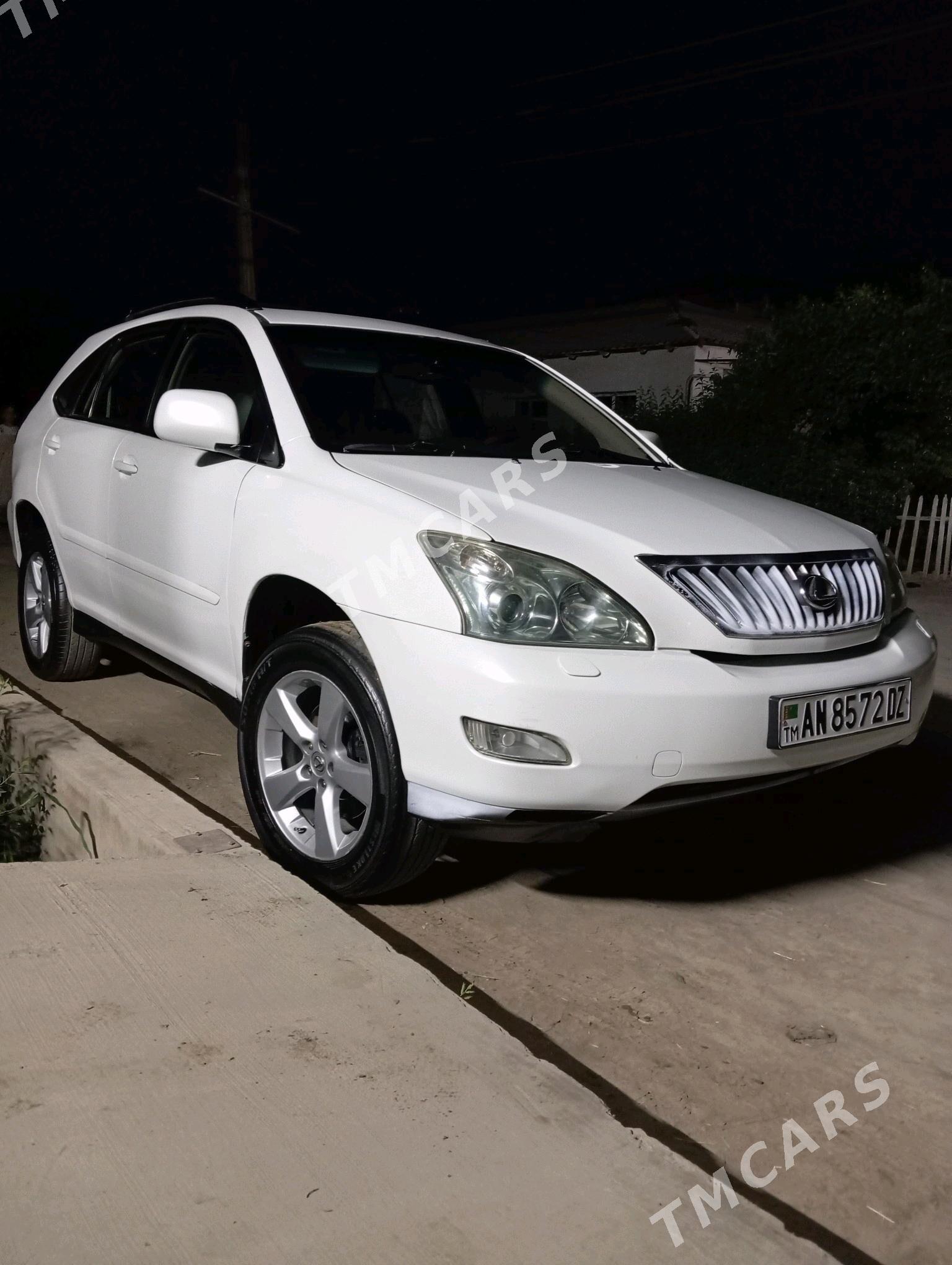 Lexus RX 330 2003 - 210 000 TMT - Дашогуз - img 4