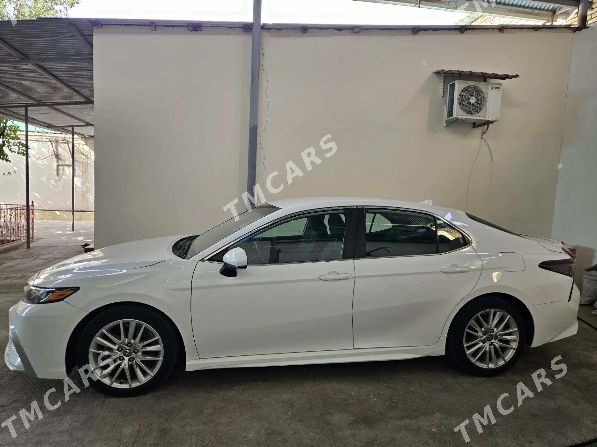 Toyota Camry 2021 - 285 000 TMT - Ашхабад - img 2