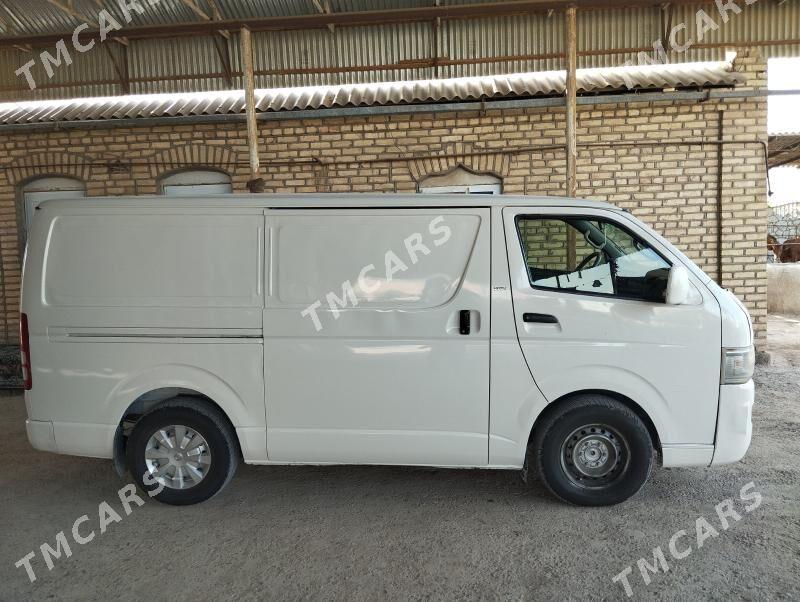 Toyota Hiace 2005 - 170 000 TMT - Mary - img 5