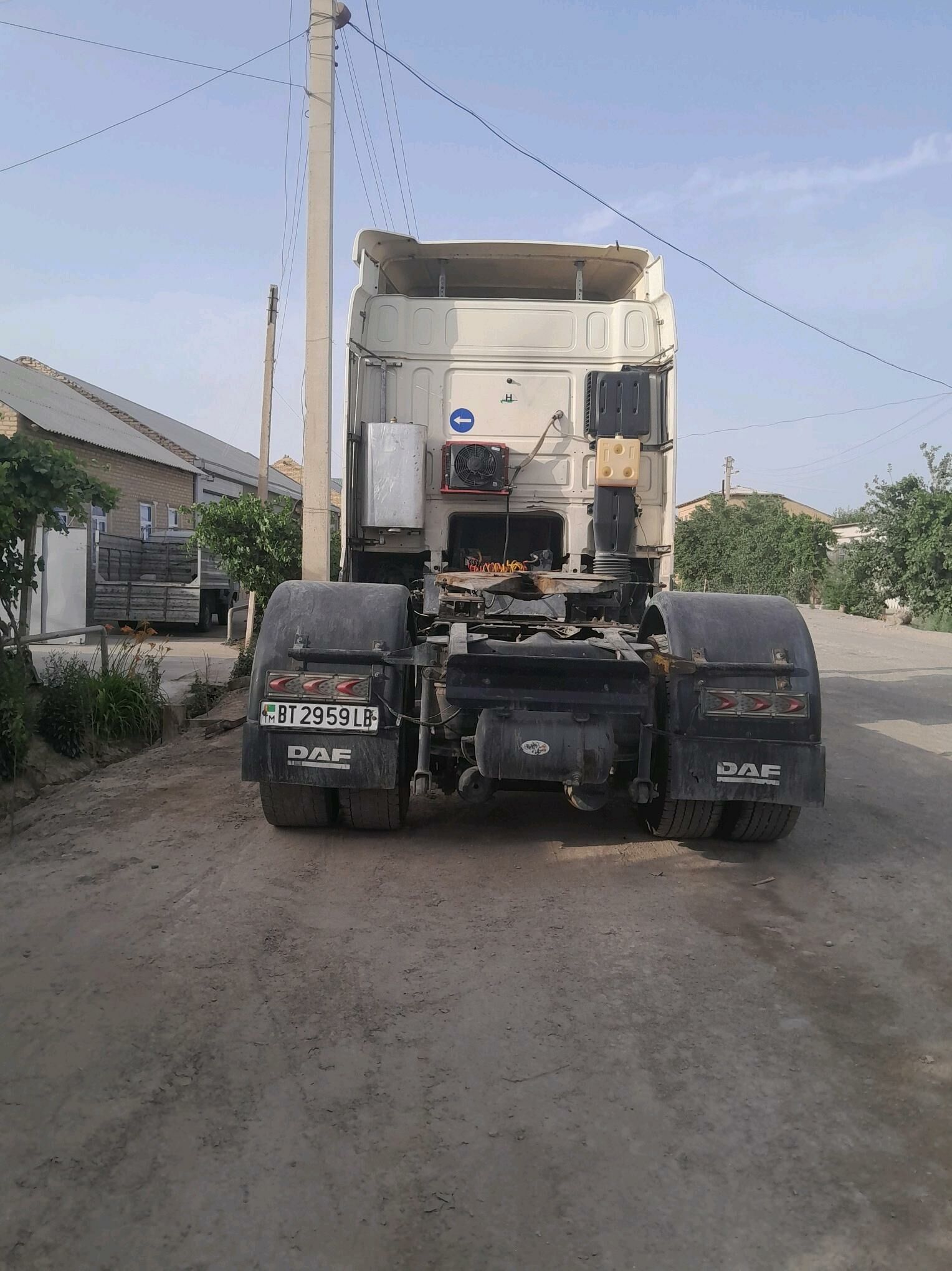 DAF FX 95 2001 - 600 000 TMT - Гарабекевюл - img 4