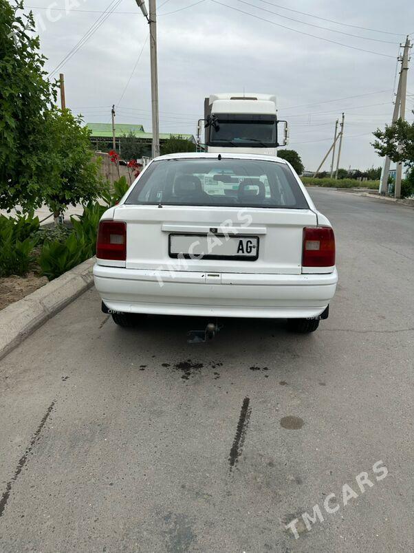 Opel Vectra 1992 - 40 000 TMT - Ашхабад - img 3