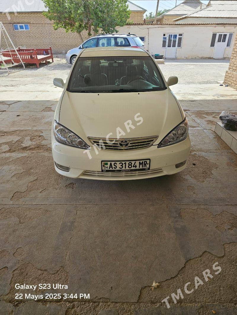 Toyota Camry 2005 - 180 000 TMT - Байрамали - img 7