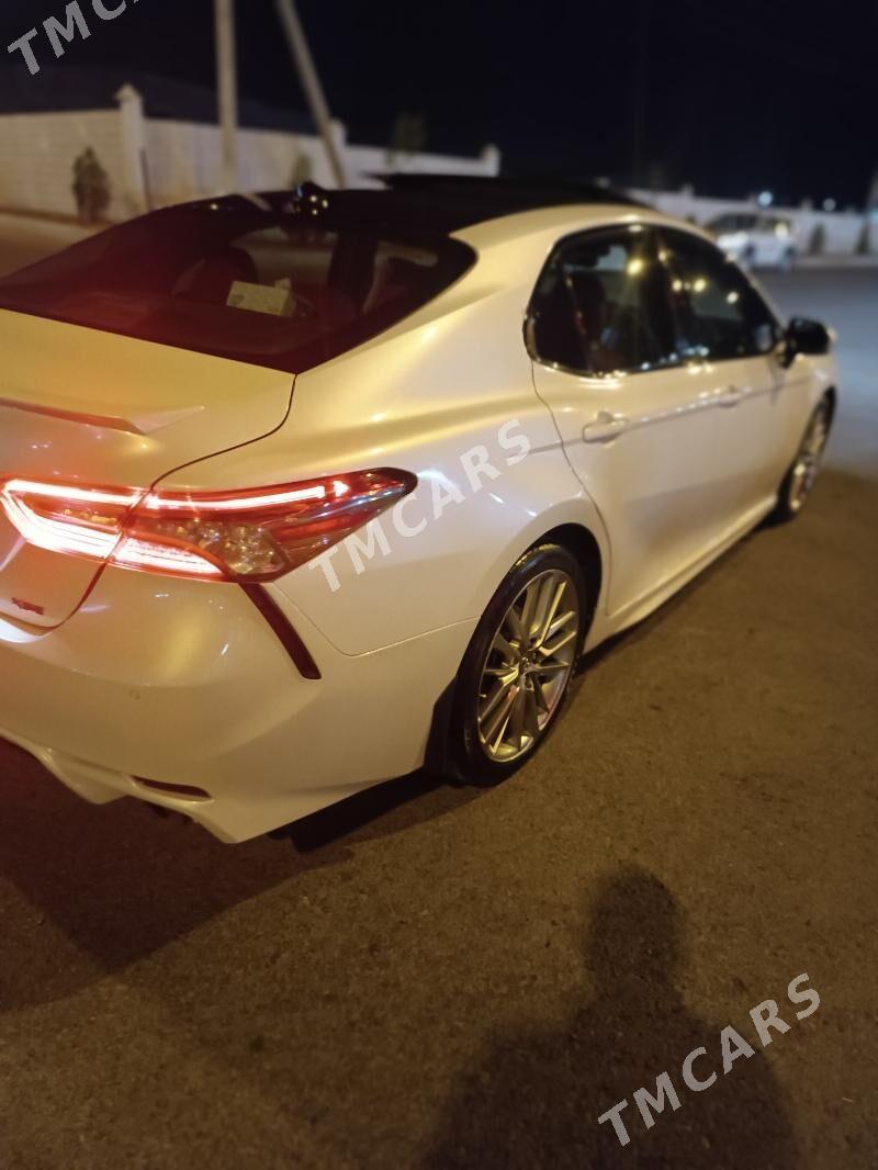Toyota Camry 2019 - 355 000 TMT - Aşgabat - img 3