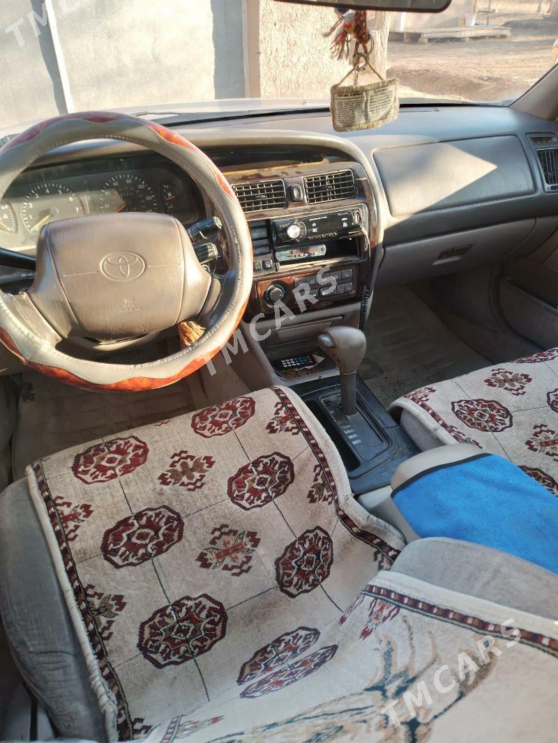 Toyota Avalon 1997 - 94 000 TMT - етр. Туркменбаши - img 5