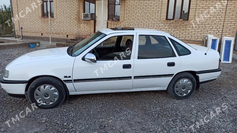 Opel Vectra 1992 - 29 000 TMT - Мары - img 1