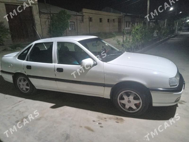 Opel Vectra 1995 - 45 000 TMT - Чарджоу - img 2