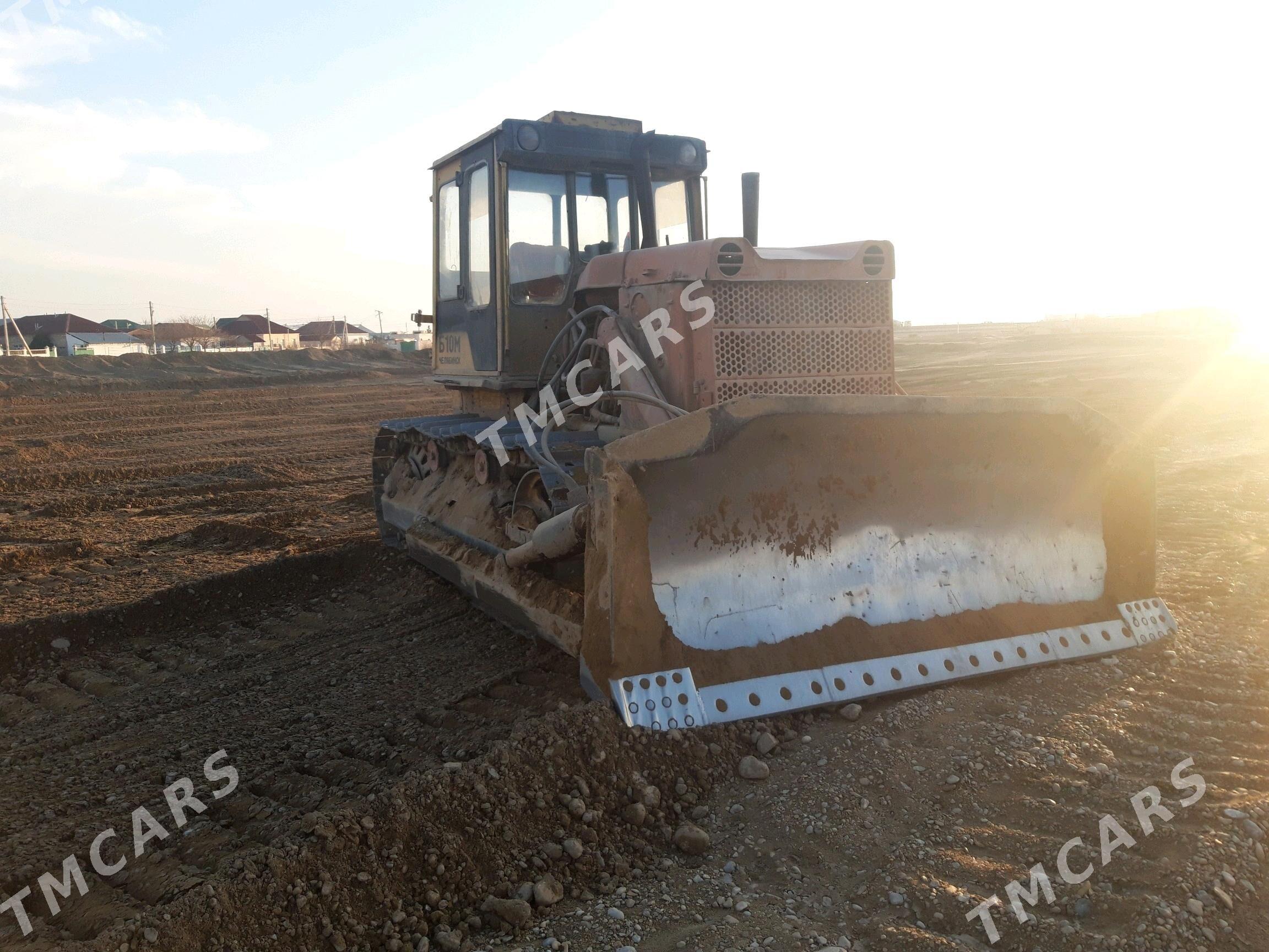 Caterpillar Dozer 1990 - 80 000 TMT - Балканабат - img 1