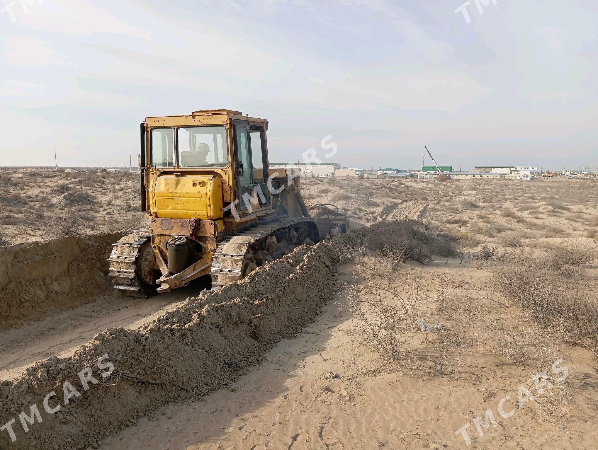 Caterpillar Dozer 1990 - 80 000 TMT - Балканабат - img 2