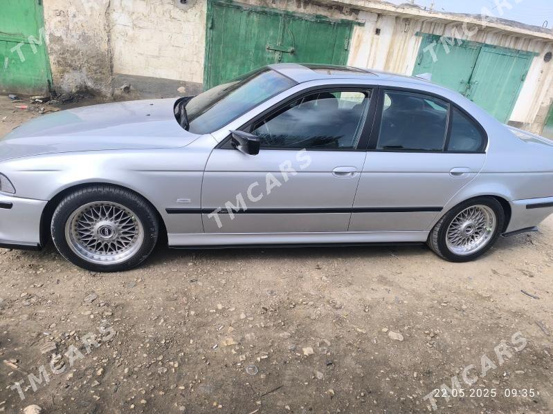 BMW E39 2002 - 150 000 TMT - Balkanabat - img 6