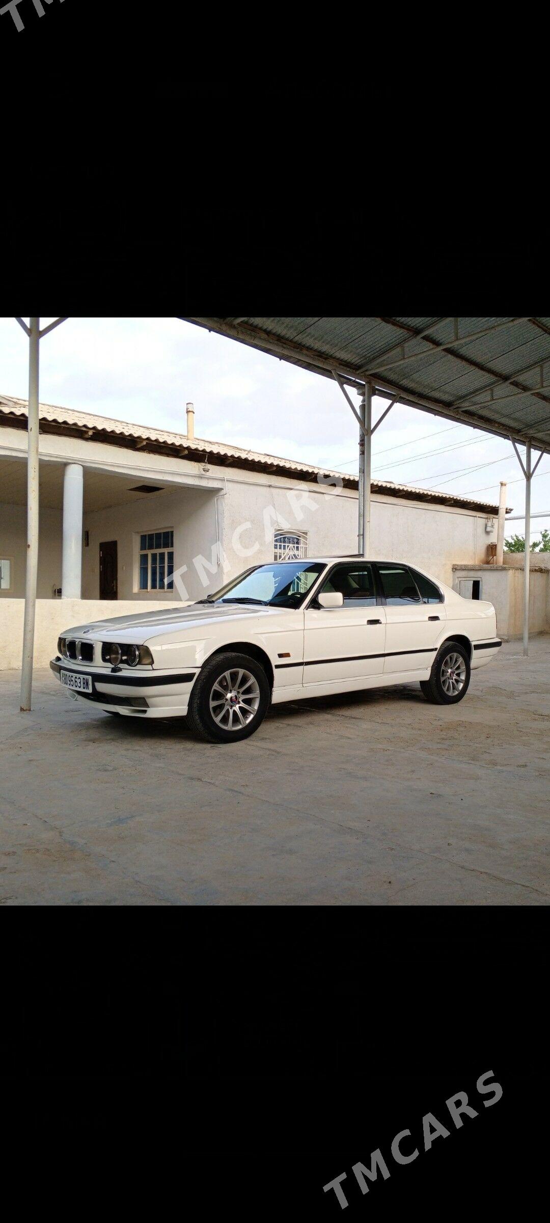 BMW E34 1991 - 57 000 TMT - Gyzylarbat - img 3