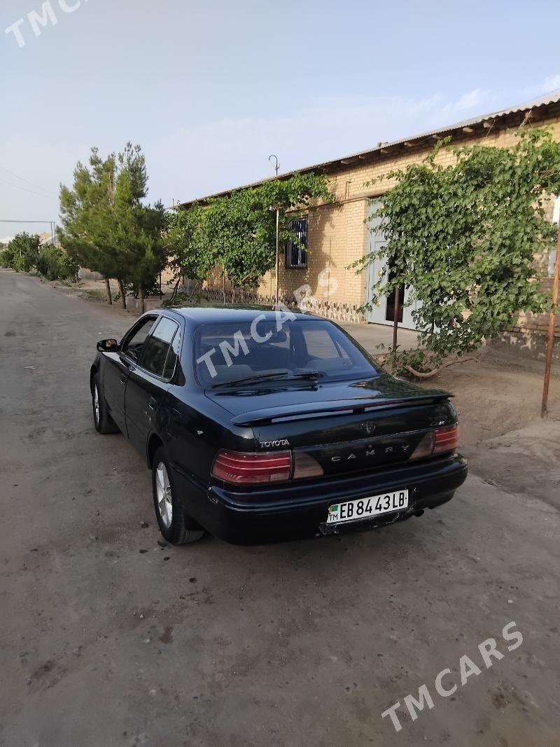 Toyota Camry 1993 - 44 000 TMT - Гарабекевюл - img 3