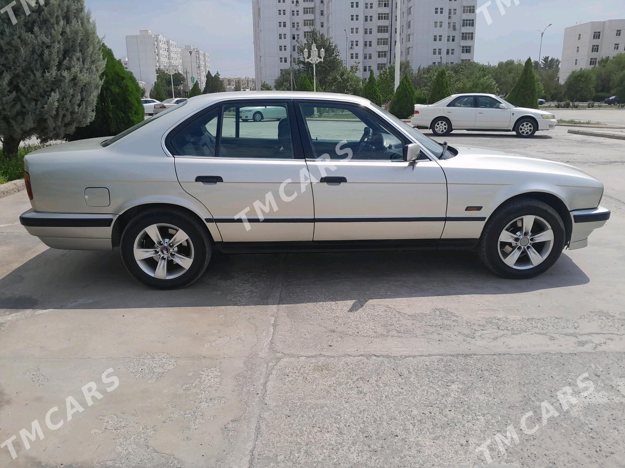 BMW 520 1995 - 65 000 TMT - Köneürgenç - img 3