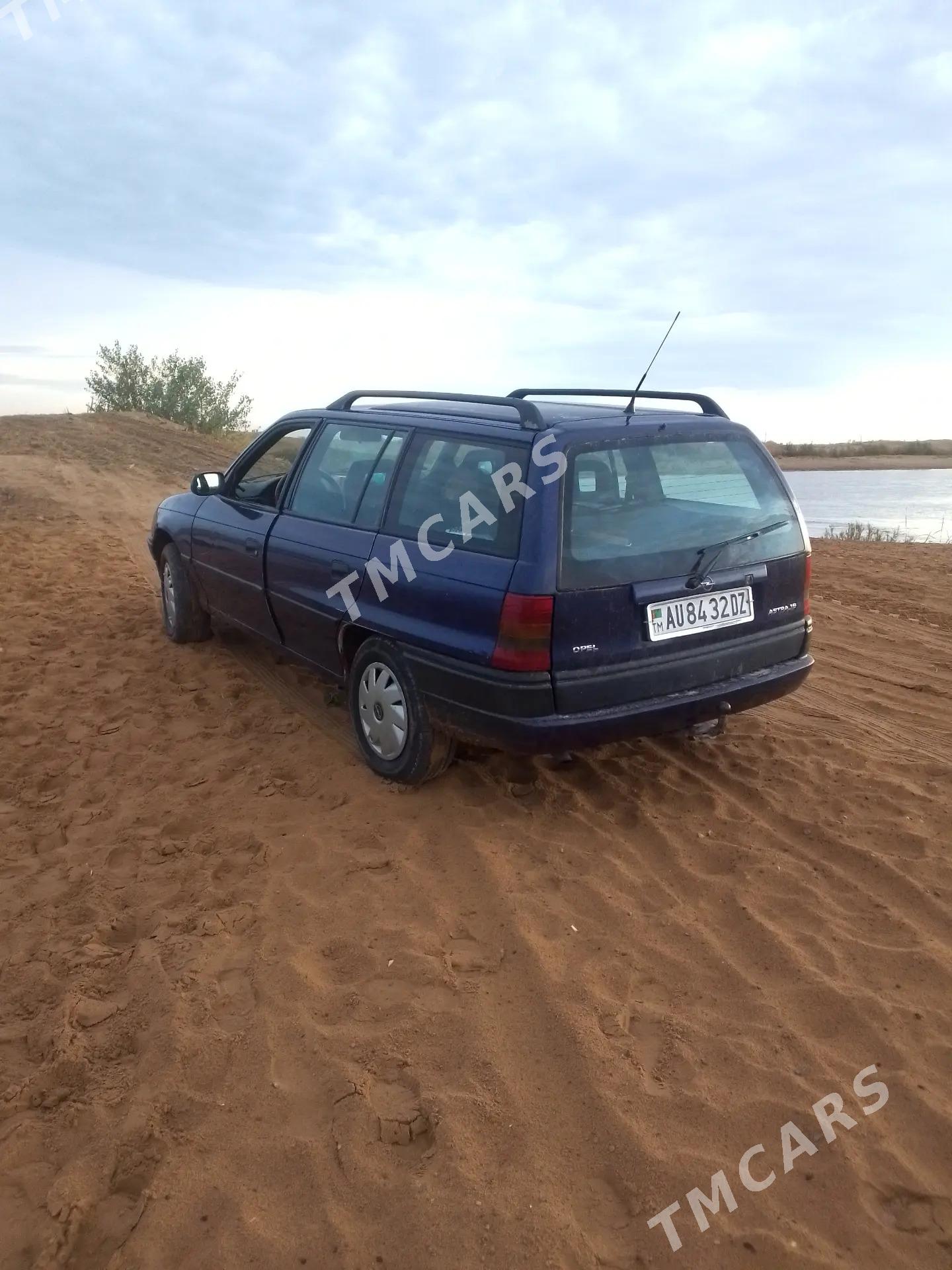 Opel Astra 1996 - 50 000 TMT - Daşoguz - img 4