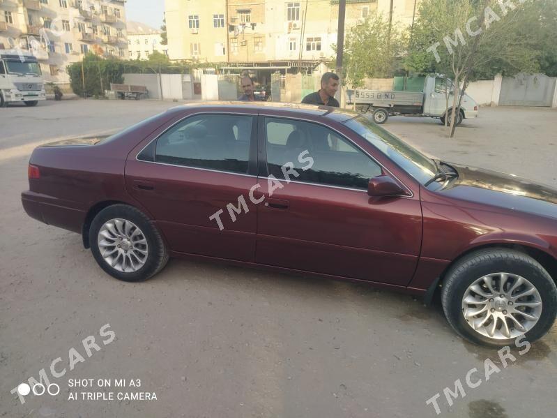 Toyota Camry 2000 - 125 000 TMT - Балканабат - img 3