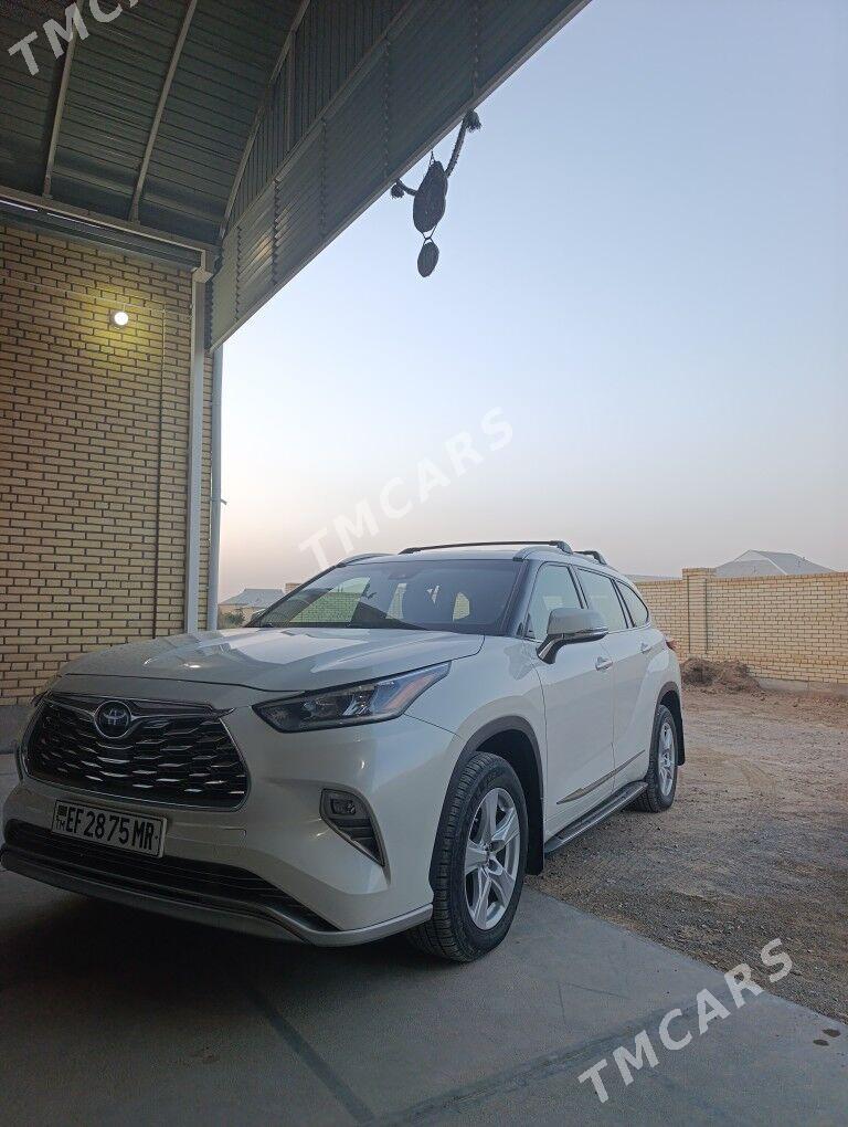 Toyota Highlander 2021 - 485 000 TMT - Мары - img 2